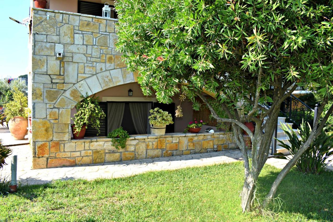 Kakia 2 Bedroom Apartment Zakynthos Town Exterior photo